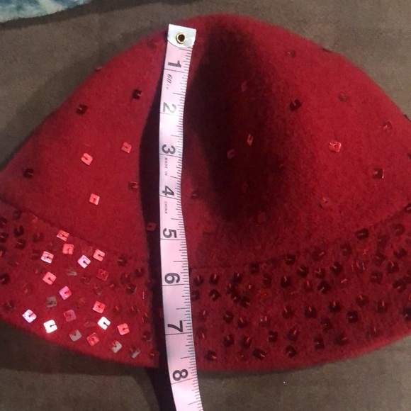 August black sparkly bucket hat & Nine West Red sequin wool hat Vintage main image 5